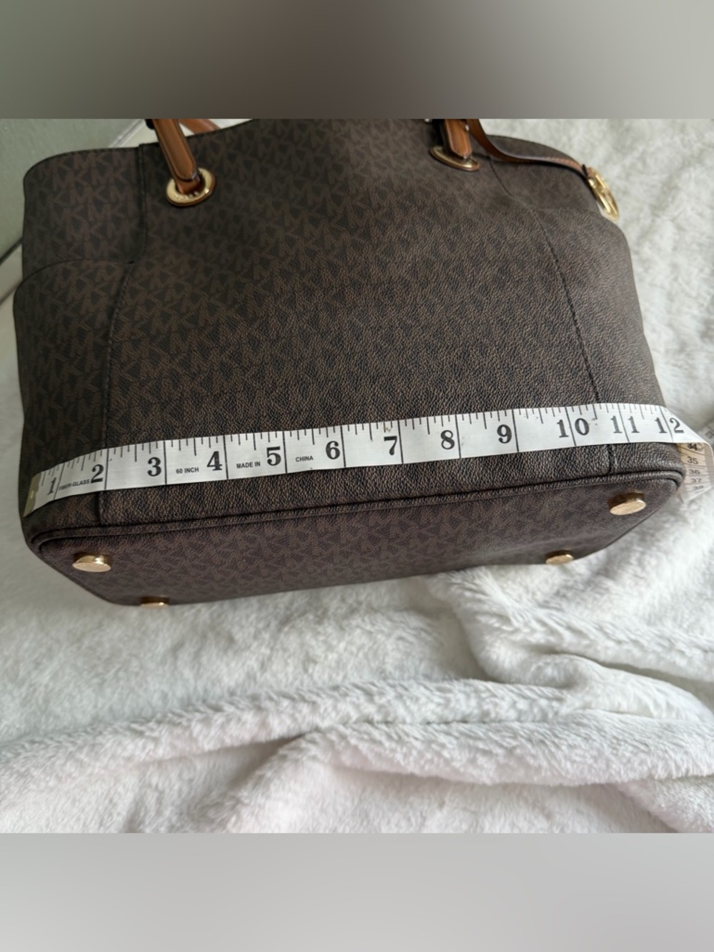 Michael Kors Jet Set Travel Tote – Brown MK Monogram | Gold Hardware - Picture 7 of 10